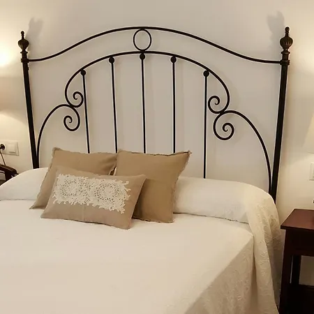Fuentepiedra Categoria Superior Bed & Breakfast