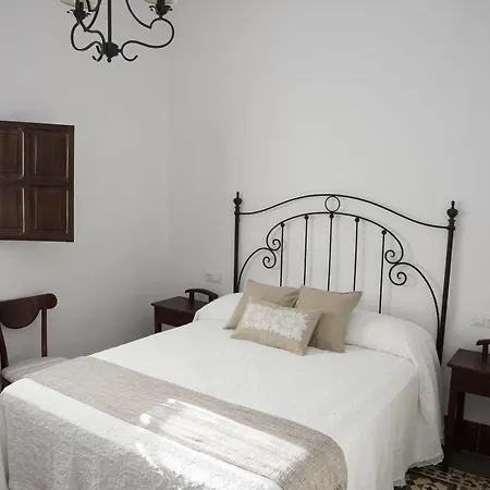 Bed & Breakfast Fuentepiedra Categoria Superior 3*
